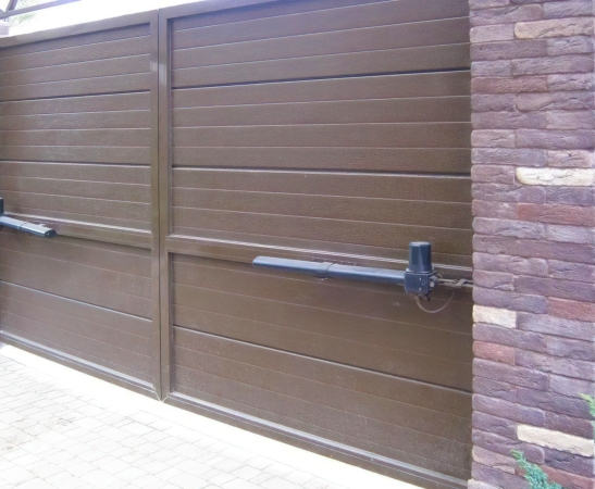 Автоматика для распашных ворот в Крымске