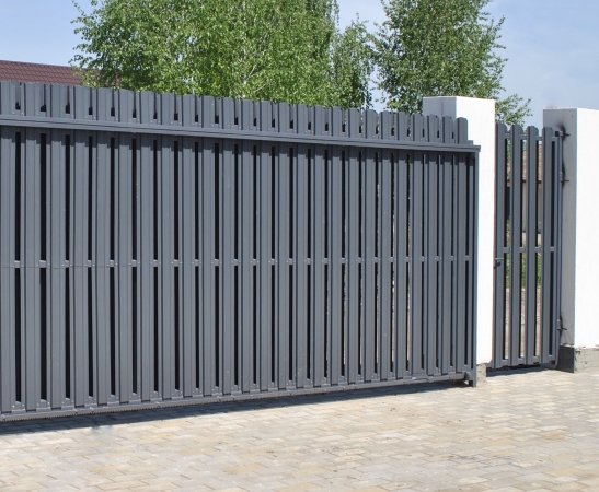 Ворота из штакетника в Крымске